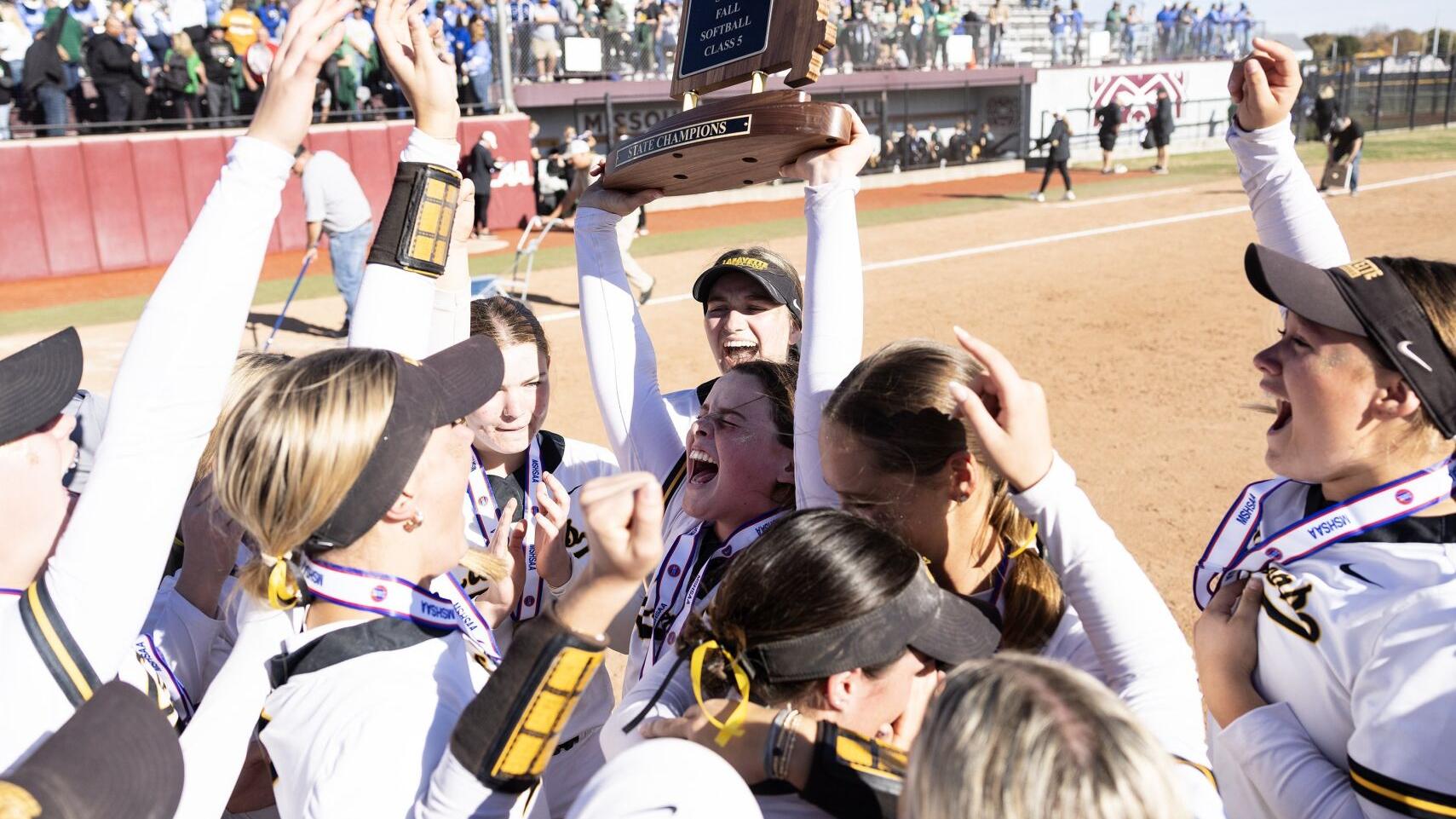 Riley Mulligan's walkoff homer, Abby Carr's no-hitter lift Lafayette to ninth state title